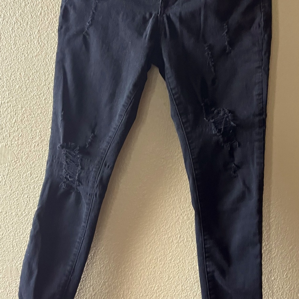 Cut style skinny jeans